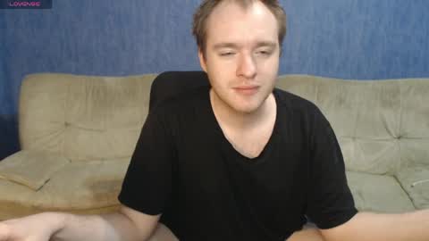 Snapshot of bull_cock_ chatting on April 19, 2026, 10:45 pm Eva 22 and Anton 24 PVT IS OPENED 60min online show from April 19, 2026, 10:45 pm