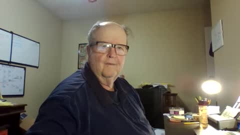 Snapshot of bullfrogg5050 chatting on December 16, 2025, 3:17 pm bullfrogg5050 online show from December 16, 2025, 3:17 pm