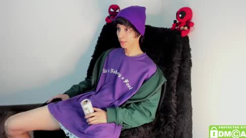 Snapshot of bumblubee chatting on December 24, 2024, 2:21 am Tonny online show from December 24, 2024, 2:21 am