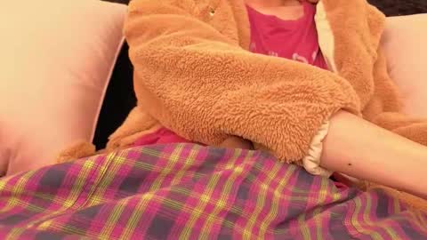 Snapshot of bumblubee chatting on October 23, 2025, 8:51 pm Tonny online show from October 23, 2025, 8:51 pm