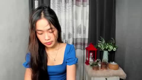 Snapshot of bump_me_baby chatting on December 2, 2025, 2:01 pm zy online show from December 2, 2025, 2:01 pm