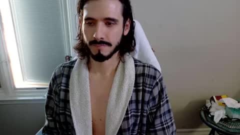 bumphreyhogart online show from March 5, 2025, 3:51 pm