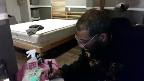 Snapshot of bungalowentertainment chatting on November 13, 2025, 6:56 am Bungalow Entertainment online show from November 13, 2025, 6:56 am