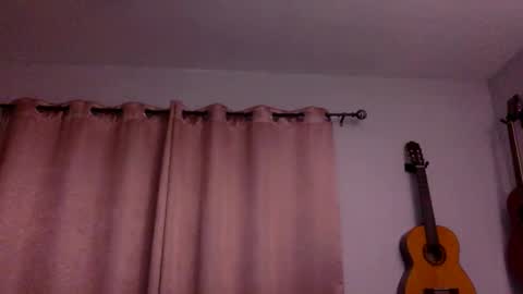 Snapshot of bunnibaby333 chatting on January 12, 2025, 7:53 am bunnibaby333 online show from January 12, 2025, 7:53 am