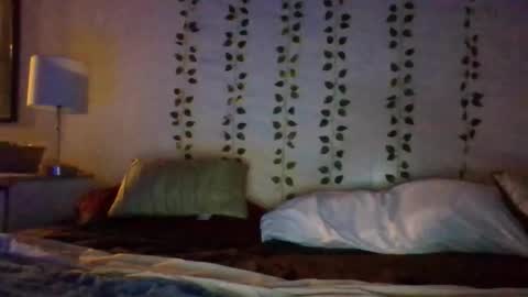 Bunny online show from November 6, 2025, 1:39 am