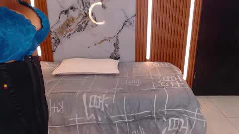 Rossi Hill online show from February 4, 2026, 12:22 pm