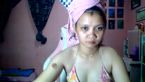 Snapshot of bunny_flower18 chatting on May 31, 2026, 11:06 am bunny_flower18 online show from May 31, 2026, 11:06 am