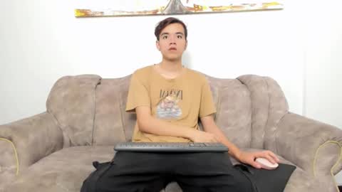 Snapshot of bunny_maxxi chatting on November 11, 2025, 12:16 pm bunny online show from November 11, 2025, 12:16 pm