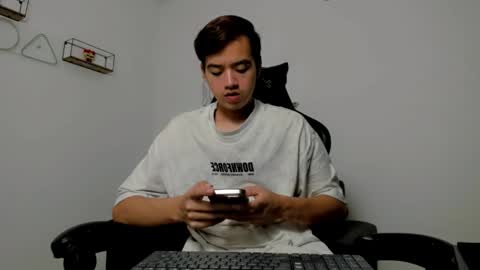 Snapshot of bunny_maxxi chatting on December 3, 2025, 12:25 pm bunny online show from December 3, 2025, 12:25 pm