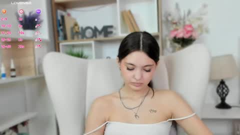 Snapshot of bunny_nova chatting on April 25, 2026, 8:17 am Aria online show from April 25, 2026, 8:17 am