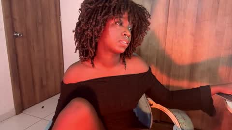 Isa online show from November 28, 2025, 12:13 am