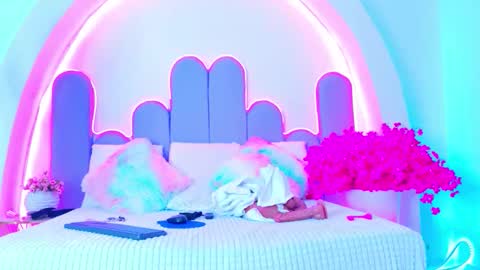 Bunny online show from April 16, 2026, 3:40 am