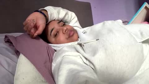 Snapshot of bunnyslittlecum chatting on November 21, 2025, 11:25 pm Bunnygirl Onyx online show from November 21, 2025, 11:25 pm