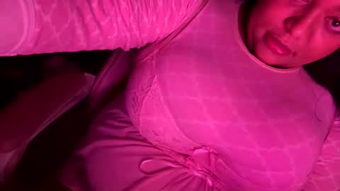 Snapshot of bunnyslittlecum chatting on June 5, 2026, 5:03 am Bunnygirl Onyx online show from June 5, 2026, 5:03 am