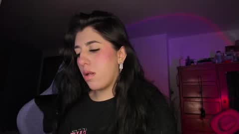 Jess online show from September 15, 2025, 4:40 pm