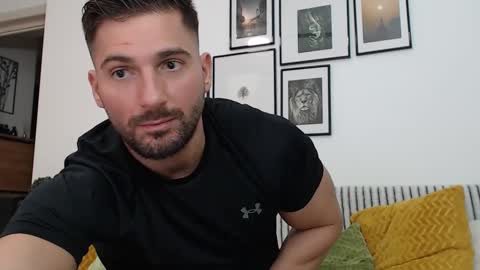 Snapshot of bunzdanny chatting on February 4, 2025, 8:28 pm BunzDanny online show from February 4, 2025, 8:28 pm