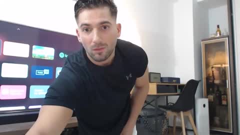 Snapshot of bunzdanny chatting on October 4, 2025, 5:44 pm BunzDanny online show from October 4, 2025, 5:44 pm