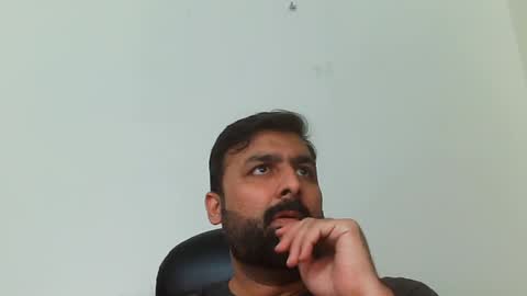 Hairy Arabian online show from February 12, 2025, 12:22 pm