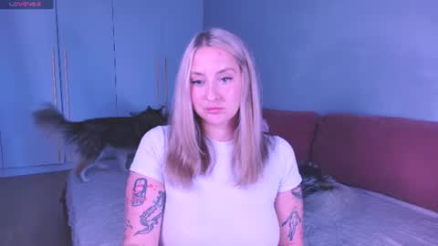 Snapshot of burn_lissa chatting on June 14, 2026, 2:24 am Lissa online show from June 14, 2026, 2:24 am