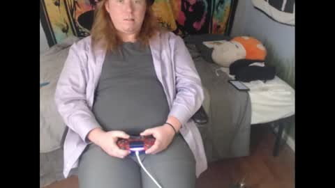 burningflute online show from September 17, 2025, 7:26 pm