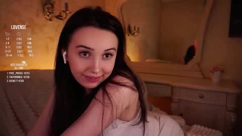 Jessica online show from October 25, 2025, 2:30 am