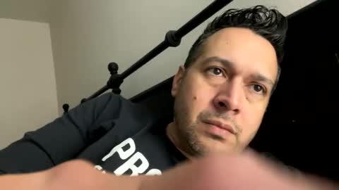 businesspleasure online show from February 2, 2025, 7:41 am