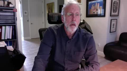 Snapshot of bustinout99 chatting on November 2, 2025, 3:25 pm afternoon wood online show from November 2, 2025, 3:25 pm