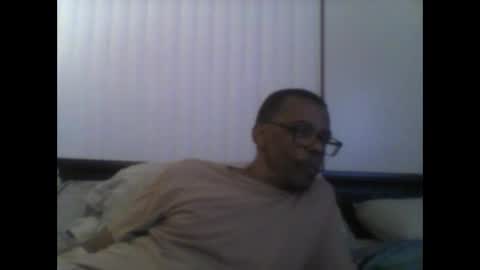 Snapshot of busturgutzgd11 chatting on December 10, 2024, 6:54 am Busturgutzgd1 online show from December 10, 2024, 6:54 am