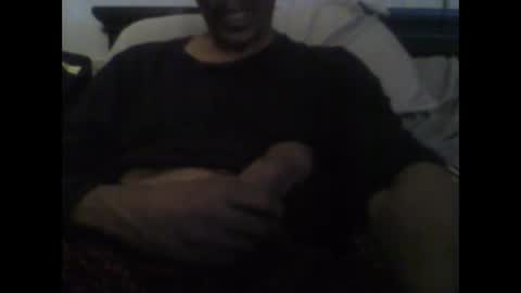 Snapshot of busturgutzgd11 chatting on December 29, 2024, 2:27 am Busturgutzgd1 online show from December 29, 2024, 2:27 am