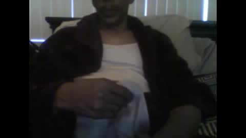 Snapshot of busturgutzgd11 chatting on January 25, 2025, 4:57 pm Busturgutzgd1 online show from January 25, 2025, 4:57 pm