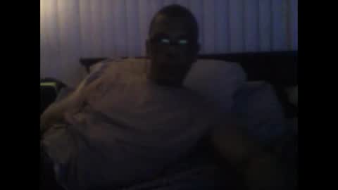 Snapshot of busturgutzgd11 chatting on February 13, 2025, 7:35 am Busturgutzgd1 online show from February 13, 2025, 7:35 am