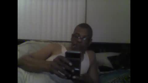 Snapshot of busturgutzgd11 chatting on March 2, 2025, 5:12 am Busturgutzgd1 online show from March 2, 2025, 5:12 am