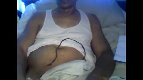 Snapshot of busturgutzgd11 chatting on October 12, 2025, 11:04 pm Busturgutzgd1 online show from October 12, 2025, 11:04 pm