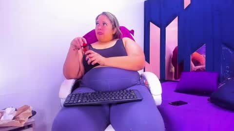 Snapshot of busty_juicyy chatting on June 18, 2026, 1:26 pm busty juicyy online show from June 18, 2026, 1:26 pm