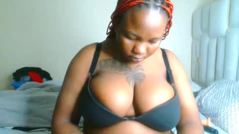 Snapshot of busty_mellons69 chatting on May 26, 2026, 4:08 am busty_mellons69 online show from May 26, 2026, 4:08 am