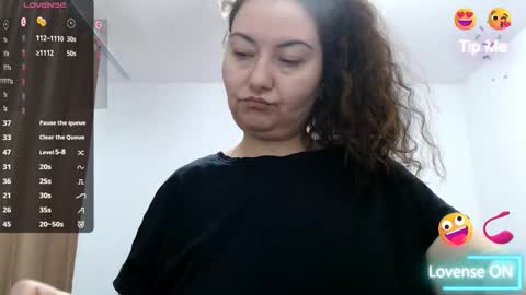 Emma online show from December 20, 2025, 7:43 pm