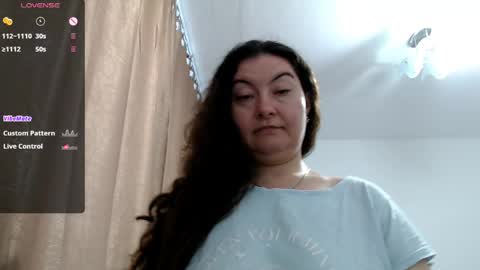 Snapshot of bustyemma chatting on May 11, 2026, 9:48 am Emma online show from May 11, 2026, 9:48 am
