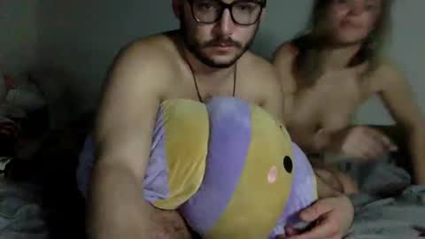 buttsnaxxx online show from January 14, 2025, 3:47 pm