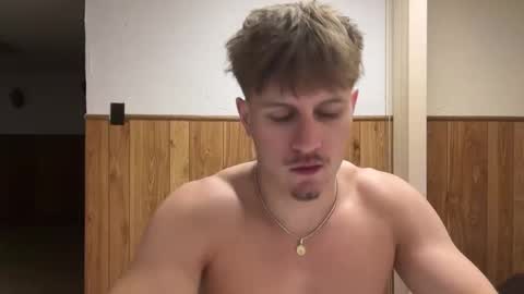 Snapshot of buzz5127 chatting on February 28, 2026, 12:44 am buzz5127 online show from February 28, 2026, 12:44 am