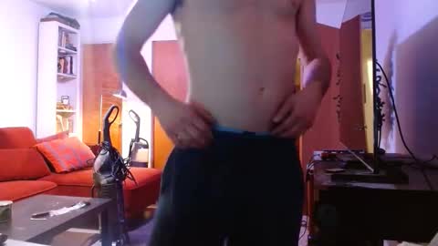 Snapshot of bwall1425 chatting on January 7, 2026, 2:03 am bwall1425 online show from January 7, 2026, 2:03 am