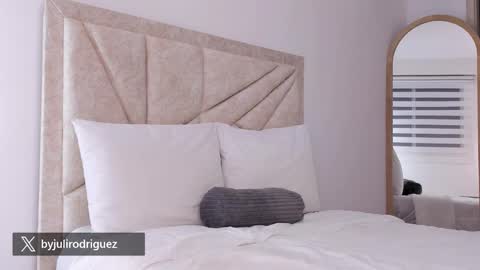    online show from February 3, 2026, 3:15 am