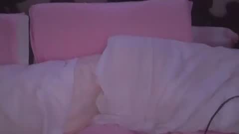 Snapshot of byel0ves chatting on September 18, 2025, 4:14 am angel online show from September 18, 2025, 4:14 am