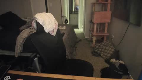 Snapshot of c00ki3m0nstr chatting on December 2, 2025, 2:39 am c00ki3m0nstr online show from December 2, 2025, 2:39 am