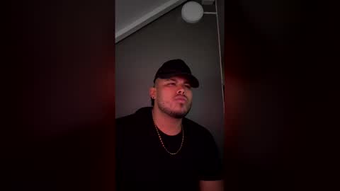 Snapshot of caballero_____ chatting on March 30, 2026, 4:57 am INSTAGRAM CABALLERO 1998 online show from March 30, 2026, 4:57 am