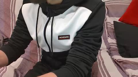 cachondo__23 online show from February 3, 2026, 7:19 pm