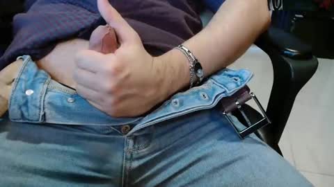 Snapshot of cafetabac chatting on January 9, 2025, 2:29 pm cafetabac online show from January 9, 2025, 2:29 pm