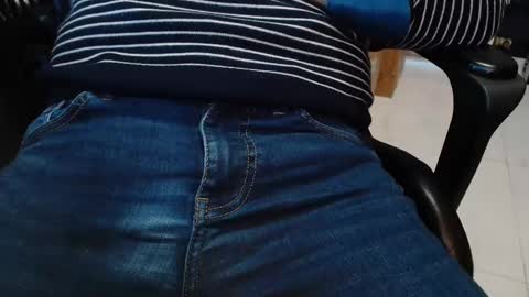 Snapshot of cafetabac chatting on January 11, 2025, 1:32 pm cafetabac online show from January 11, 2025, 1:32 pm