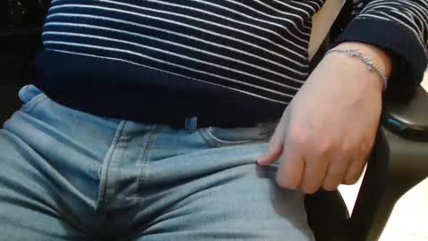 Snapshot of cafetabac chatting on January 16, 2025, 8:43 am cafetabac online show from January 16, 2025, 8:43 am