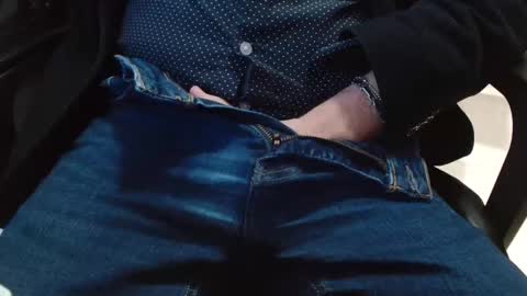 Snapshot of cafetabac chatting on January 18, 2025, 9:34 am cafetabac online show from January 18, 2025, 9:34 am