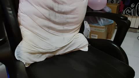 Snapshot of cafetabac chatting on January 27, 2025, 9:55 pm cafetabac online show from January 27, 2025, 9:55 pm